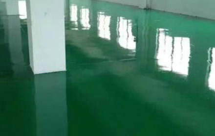 環(huán)氧地坪漆施工后平整度不夠高的原因是什么？