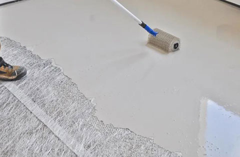 在瓷磚上進行環(huán)氧地坪漆施工要注意什么？