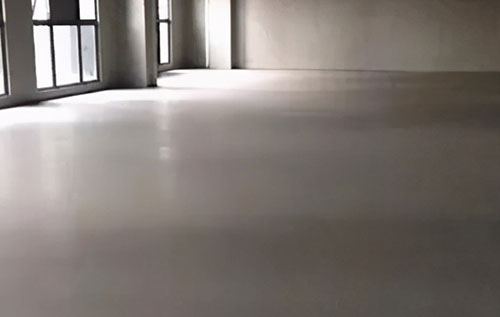 什么是面層自流平？面層自流平用于停車(chē)場(chǎng)的好處