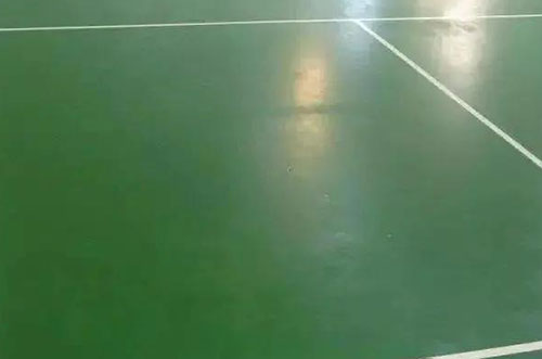 防水聚氨酯地坪出現(xiàn)粉塵、破損的主要原因